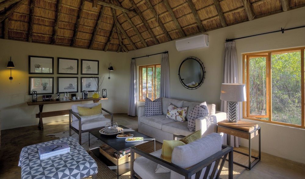 Rhulani Safari Lodge Premium Room, 1 Bedroom 5