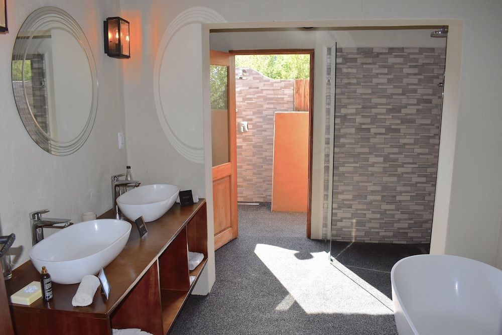 Rhulani Safari Lodge Family Chalet, 2 Bedrooms 3