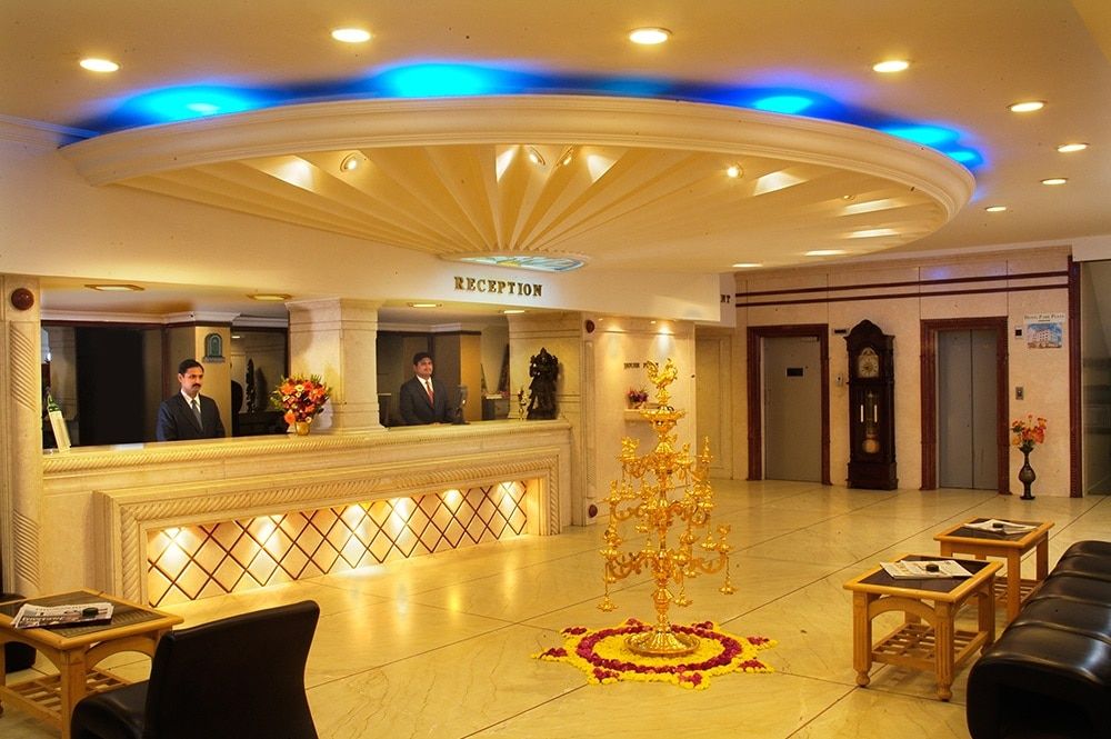 undefined Hotel Park Plaza 2