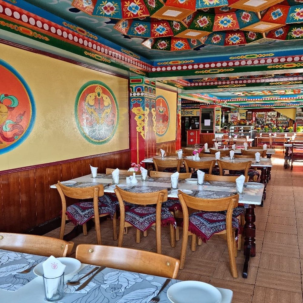 Food & Dining