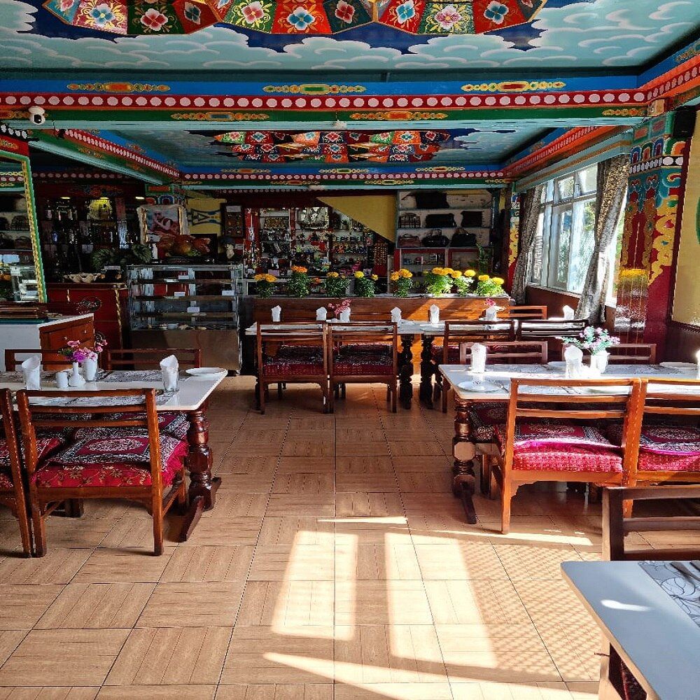 Food & Dining
