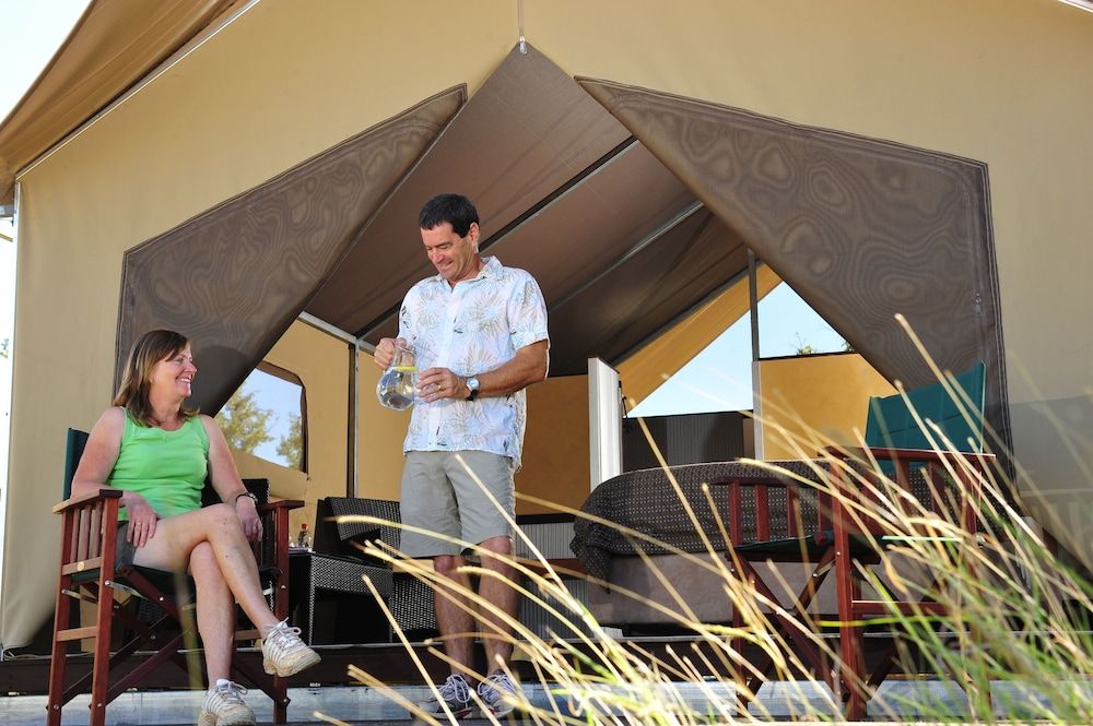 Superior Tent (2 Single Beds)