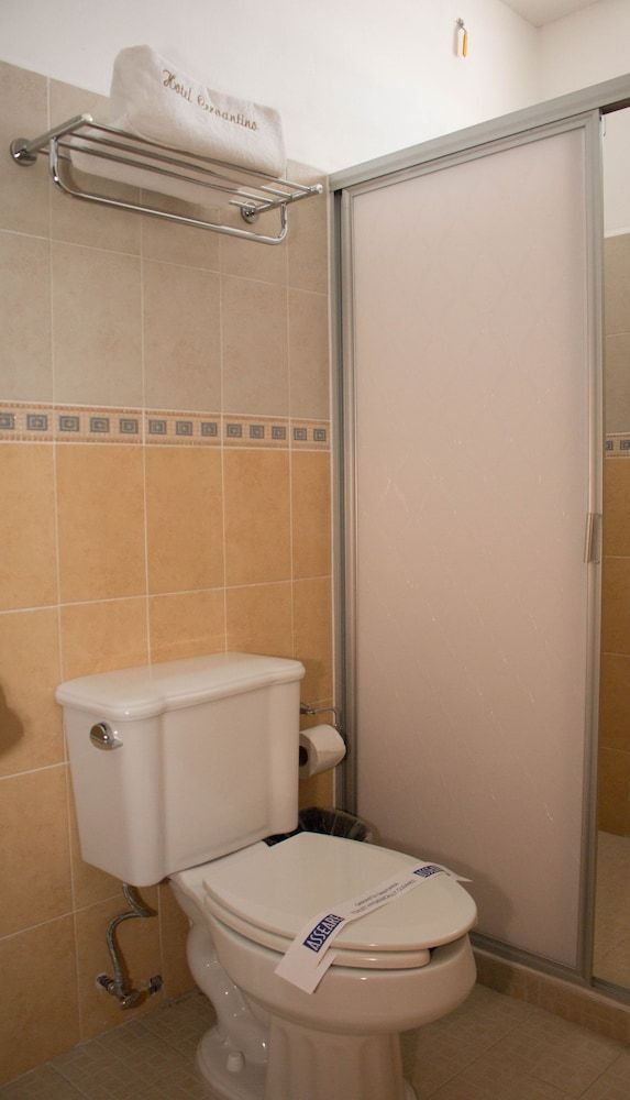 Hotel Cervantino Habitacion Superior 1 cama matrimonial con aire acondicionado 27