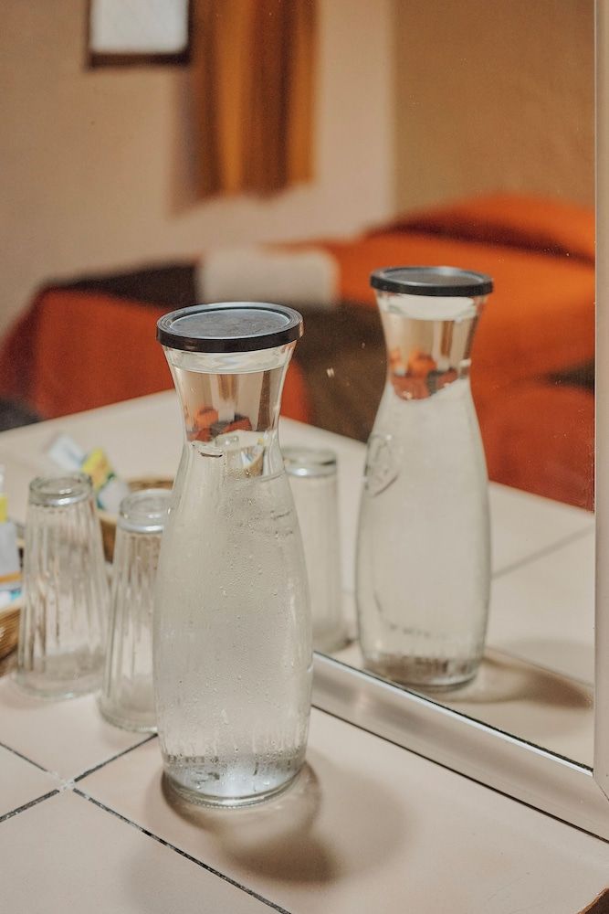 Hotel Cervantino Habitacion Superior 2 camas matrimoniales con aire acondicionado 33