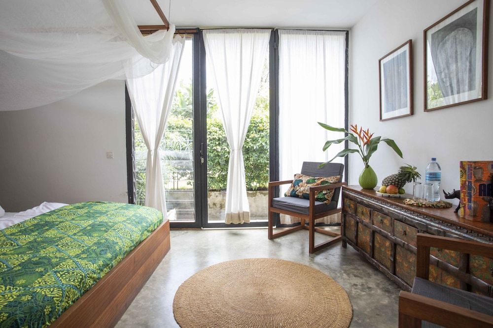 Kaliwa Lodge Triple Room 13