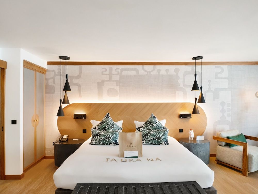 Le Tahiti by Pearl Resorts Signature Room, Hot Tub, Oceanfront 2