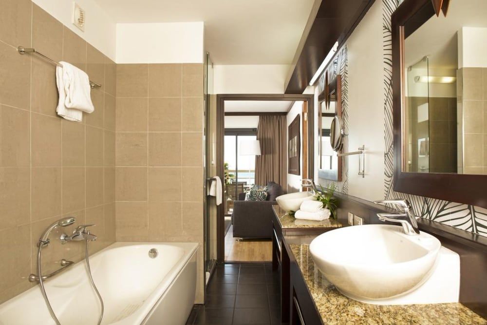 Le Tahiti by Pearl Resorts Suite, 1 Bedroom, Ocean View 5