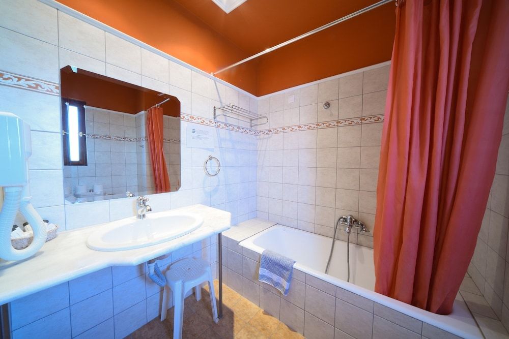 Mont Helmos Hotel Superior Double Room, Mountain View 11