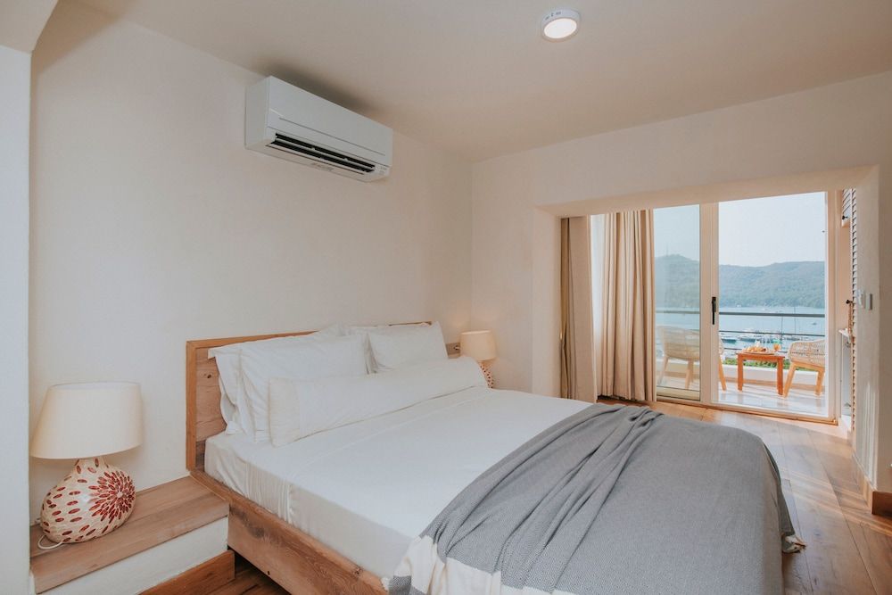 Hotel Unique - Boutique Class - Adults Only Sunset House ( Annex ) | Promo Room NO ELEVATOR 2