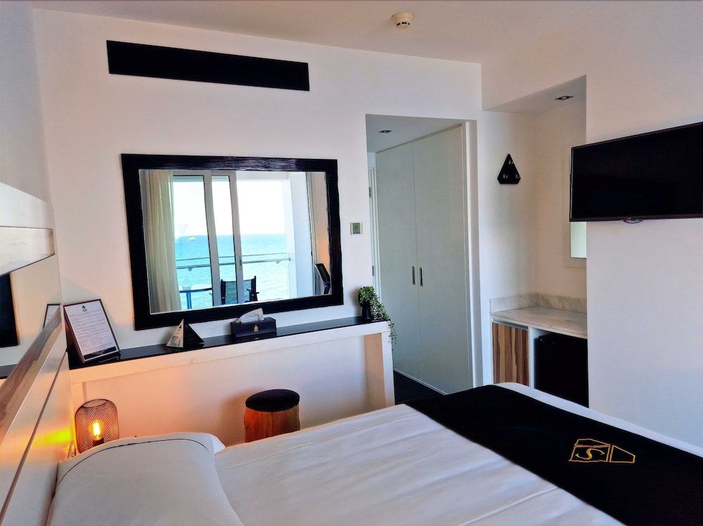 Classic Double Room, Balcony, Sea View