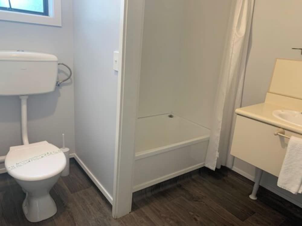 Wrights By The Sea Motel Family Unit 8