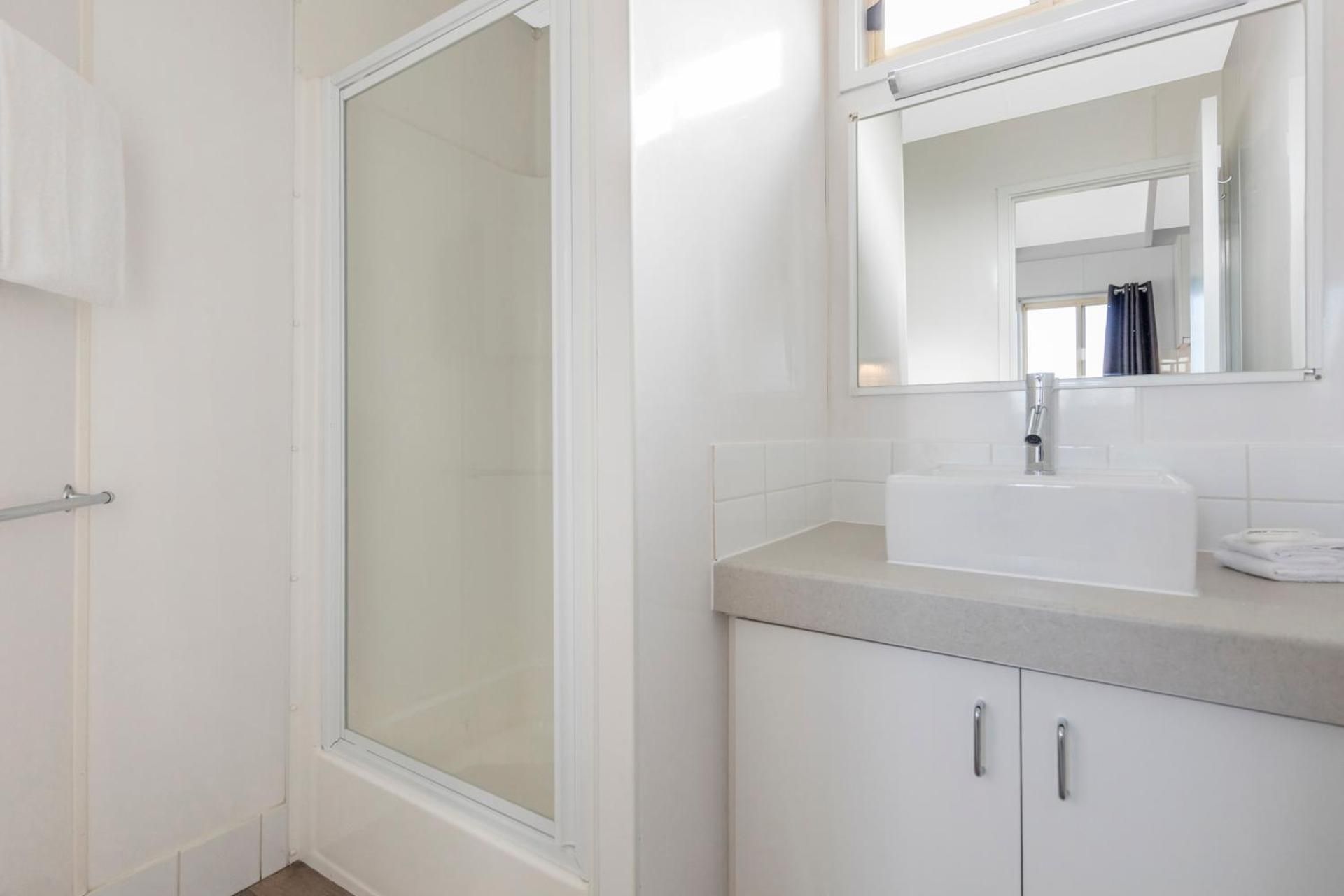 RACV Cobram Resort Park Cabin 2