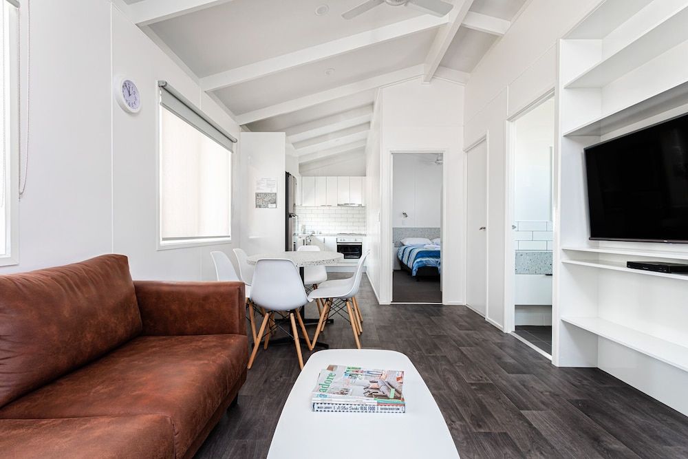 RACV Cobram Resort Deluxe Park Cabin 5