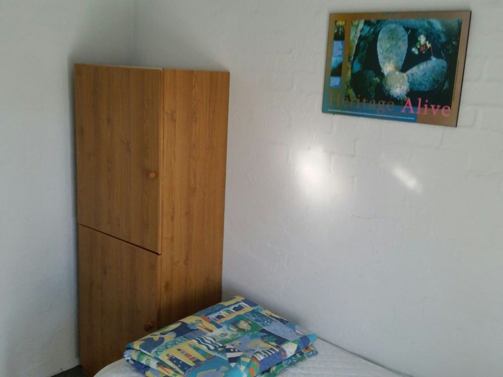 Twin Room, Shared Bathroom