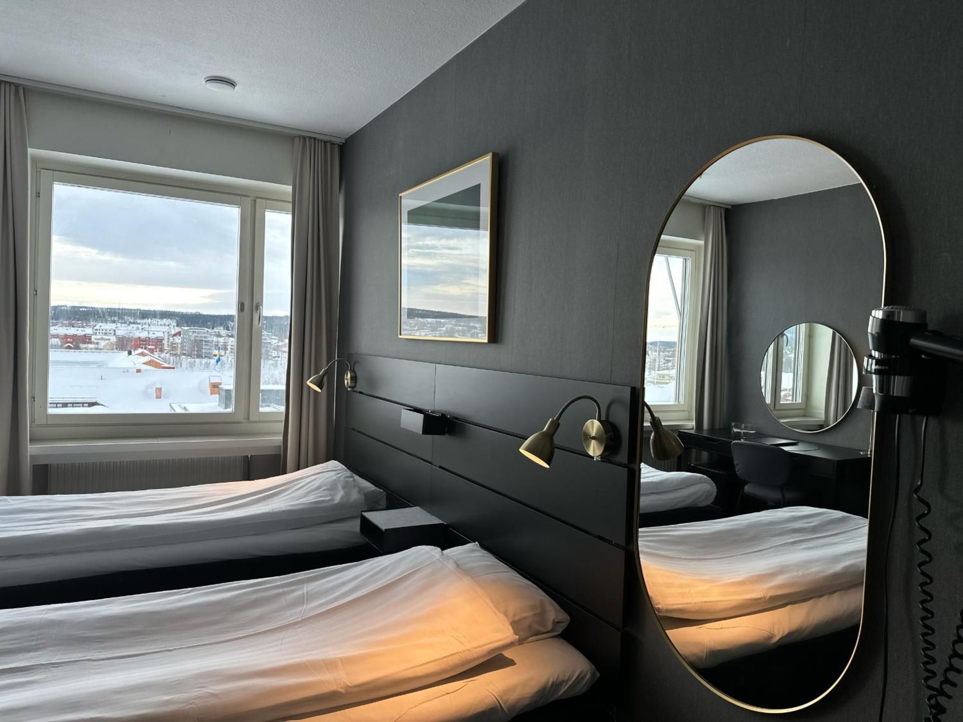 Large Double or Twin Room