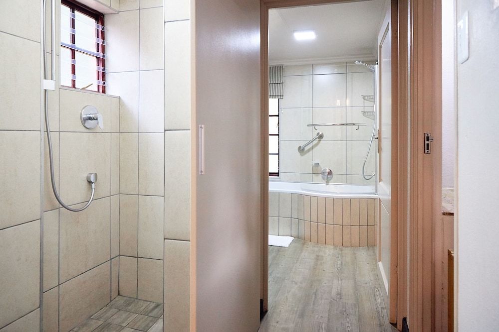 First Group Magalies Park Chalet, 1 Bedroom 15