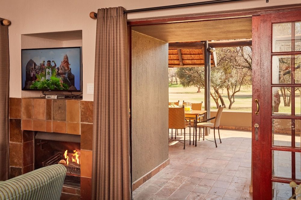 First Group Magalies Park Chalet, 3 Bedrooms 6