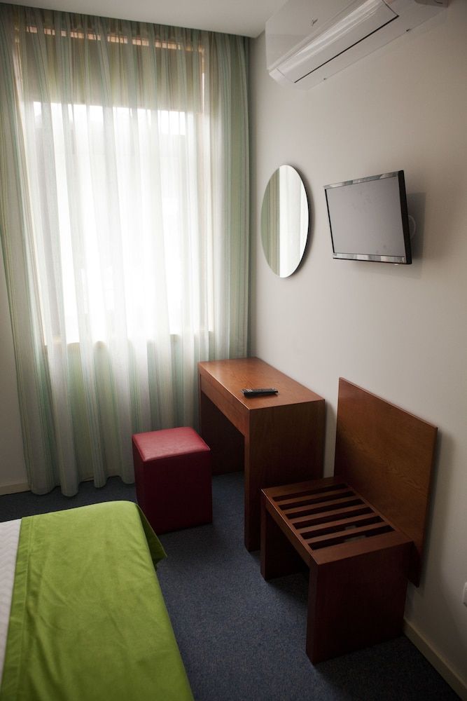 Hotel Comércio Double or Twin Room 8