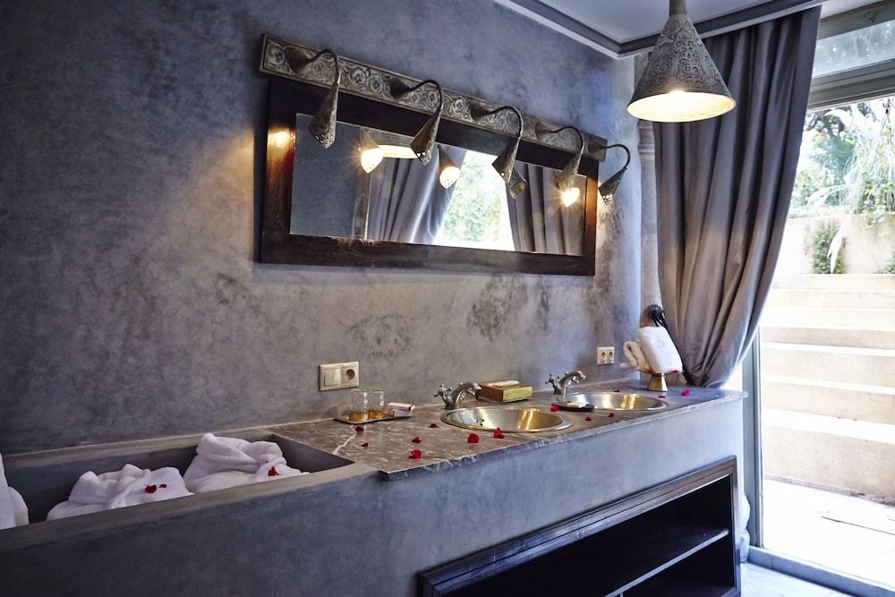 undefined Palais Rhoul & SPA 8