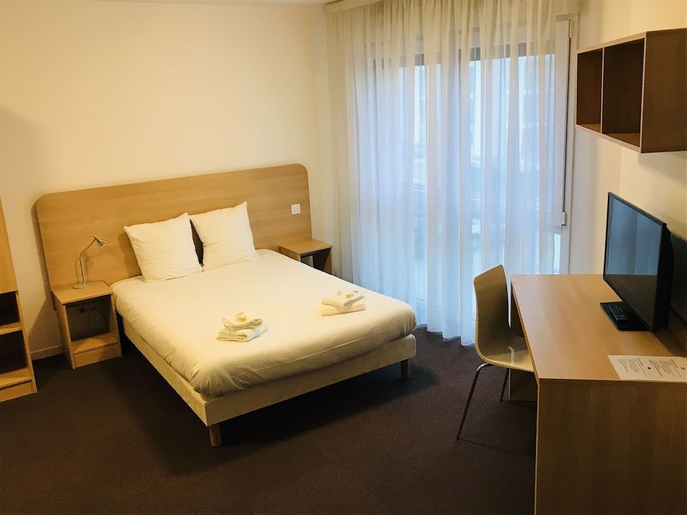 KOSY Appart'Hôtels Troyes - City & Park Superior Studio 2