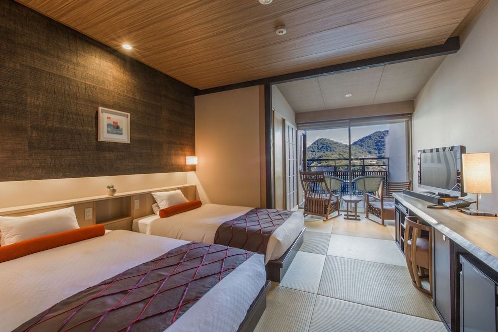 Standard Twin Room, Sea View