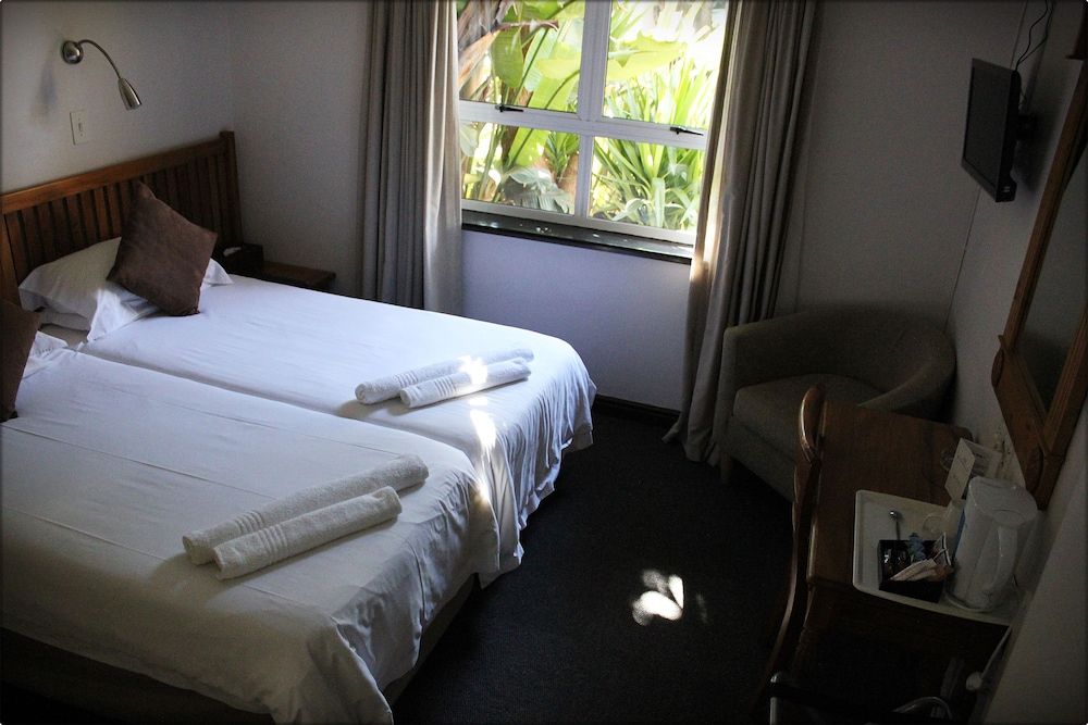 Blue Bay Lodge Non Sea-facing Room With Bath 3