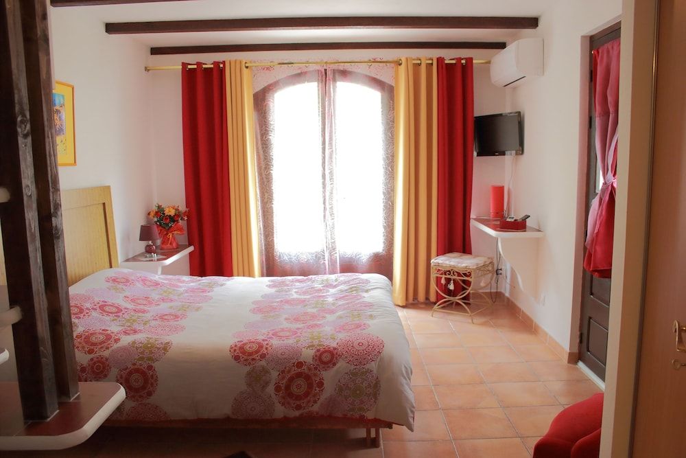 Comfort Double Room, 1 Queen Bed, Non Smoking, Terrace
