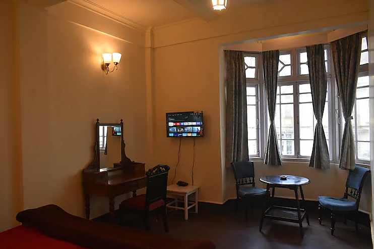 Pineridge Hotel Standard Double Bedded Room 4