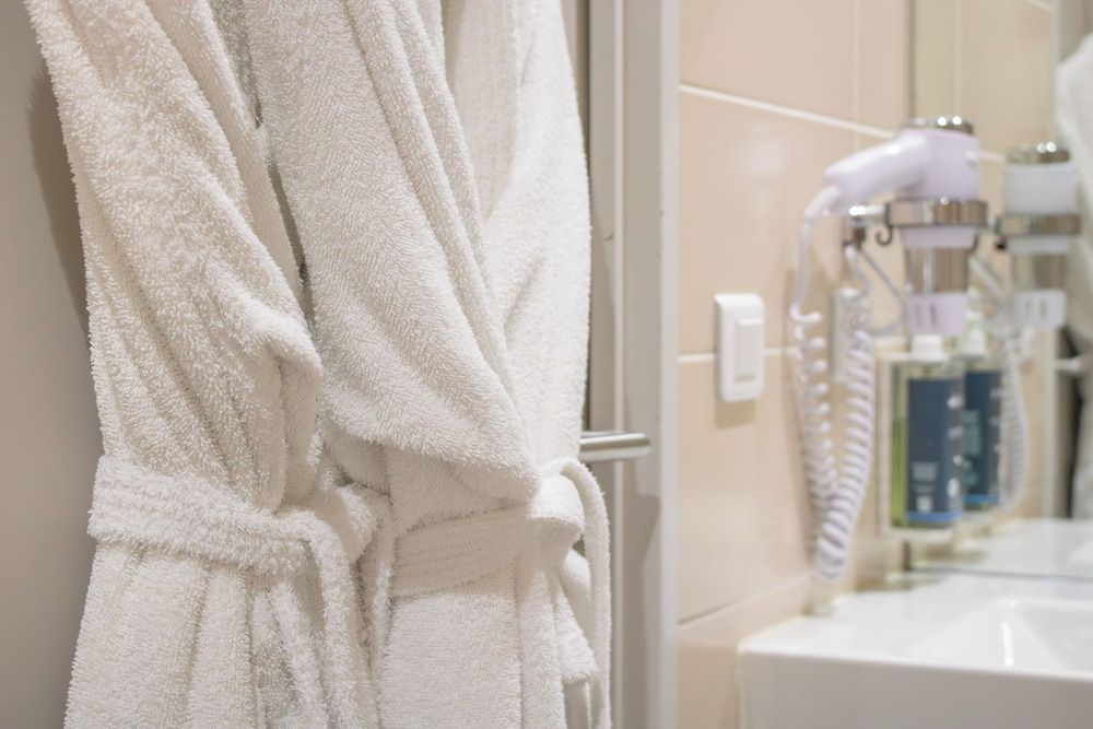 Brit Hotel Dieppe Double room Balnéo 10