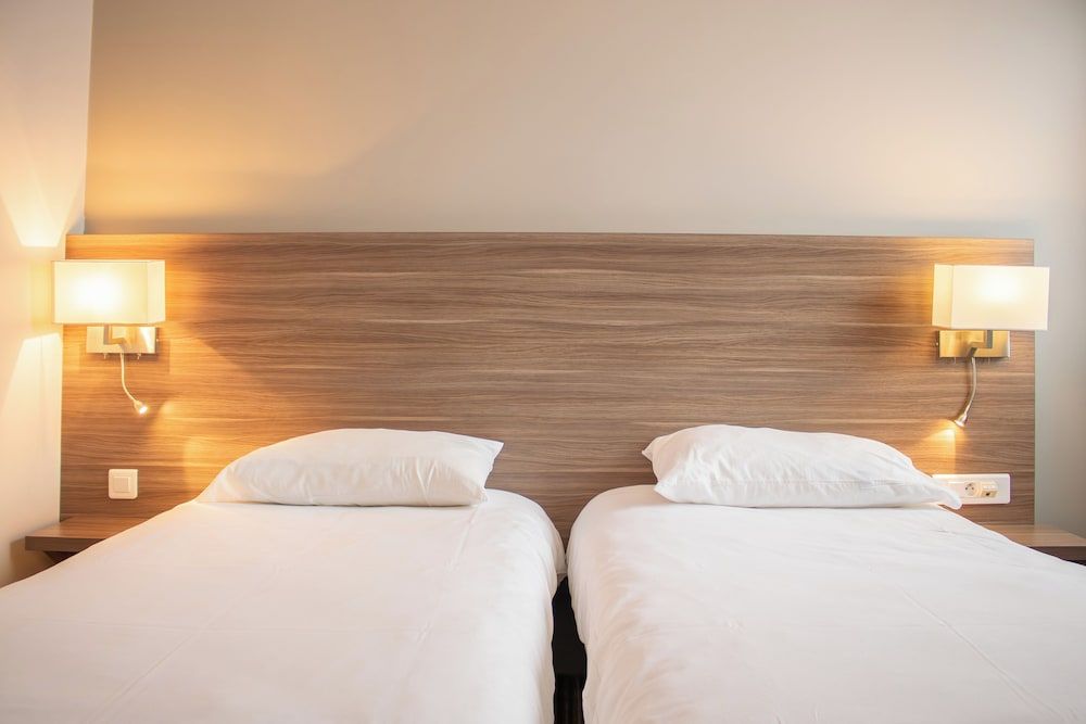 Brit Hotel Dieppe Twin Room 3