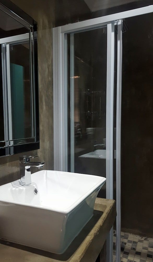 Sangiro Game Lodge Double Room 6