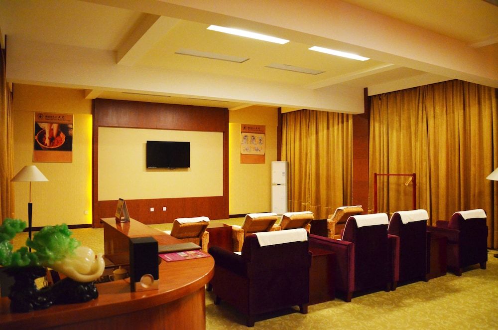 undefined Sogecoa Zambia Golden Peacock Hotel 6