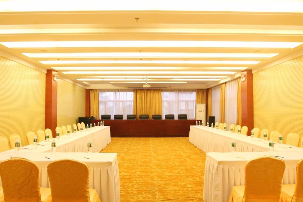 undefined Sogecoa Zambia Golden Peacock Hotel 10