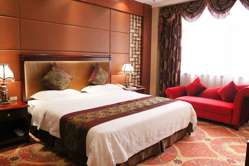 Sogecoa Zambia Golden Peacock Hotel Double Room 3