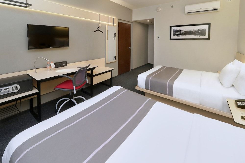 City Express Plus by Marriott Monterrey Nuevo Sur Room, 2 Double Beds 4