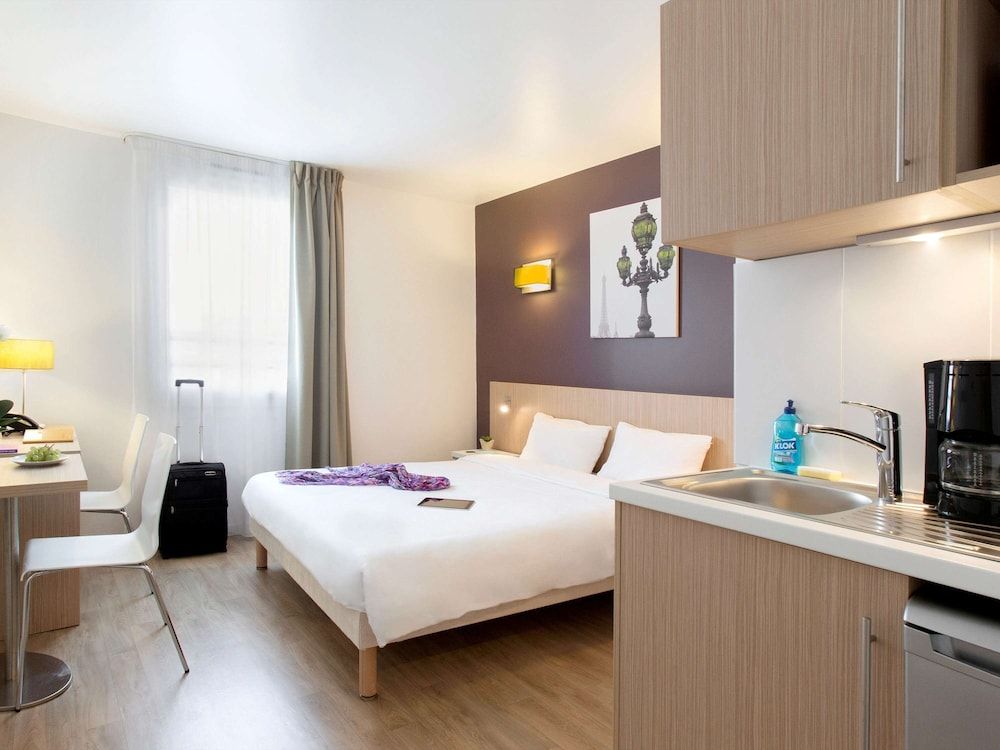 Superior Studio, 2 Twin Beds