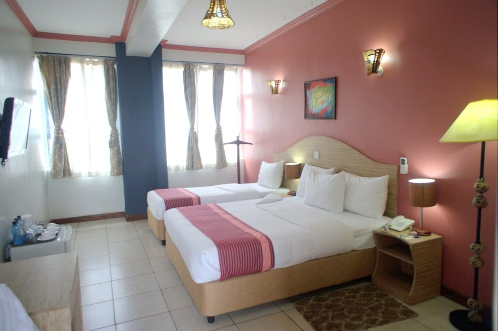 Hotel Emerald