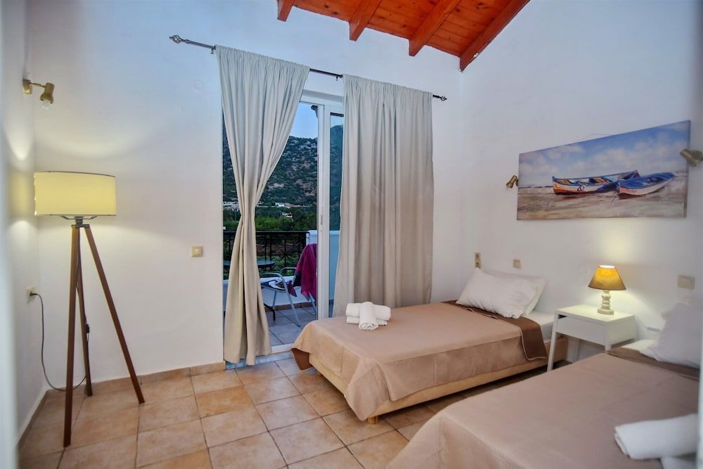 Comfort Triple Room