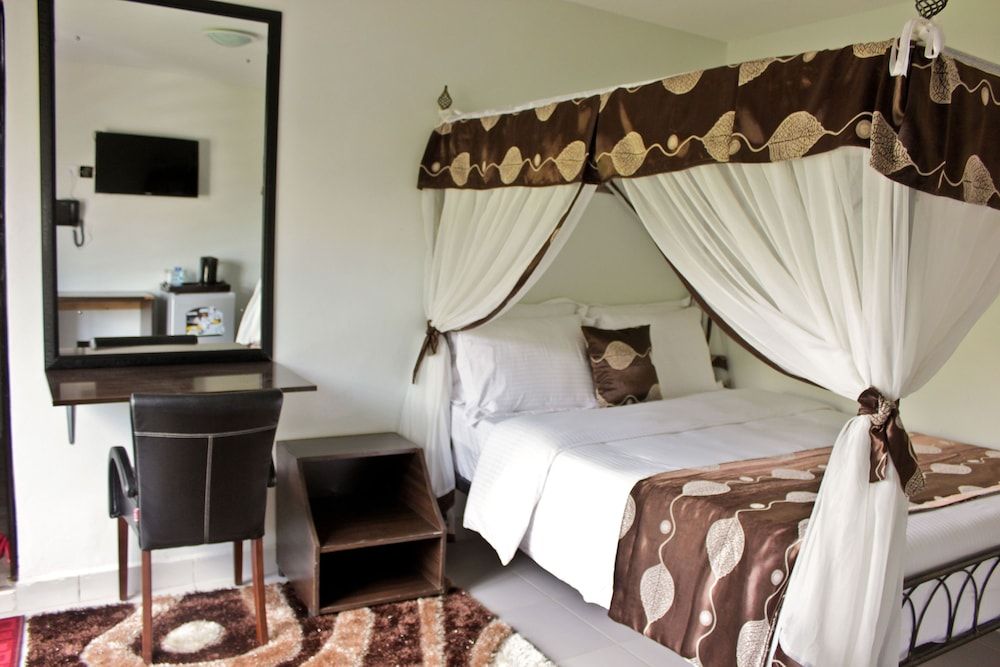 undefined Hadassah Hotel 10
