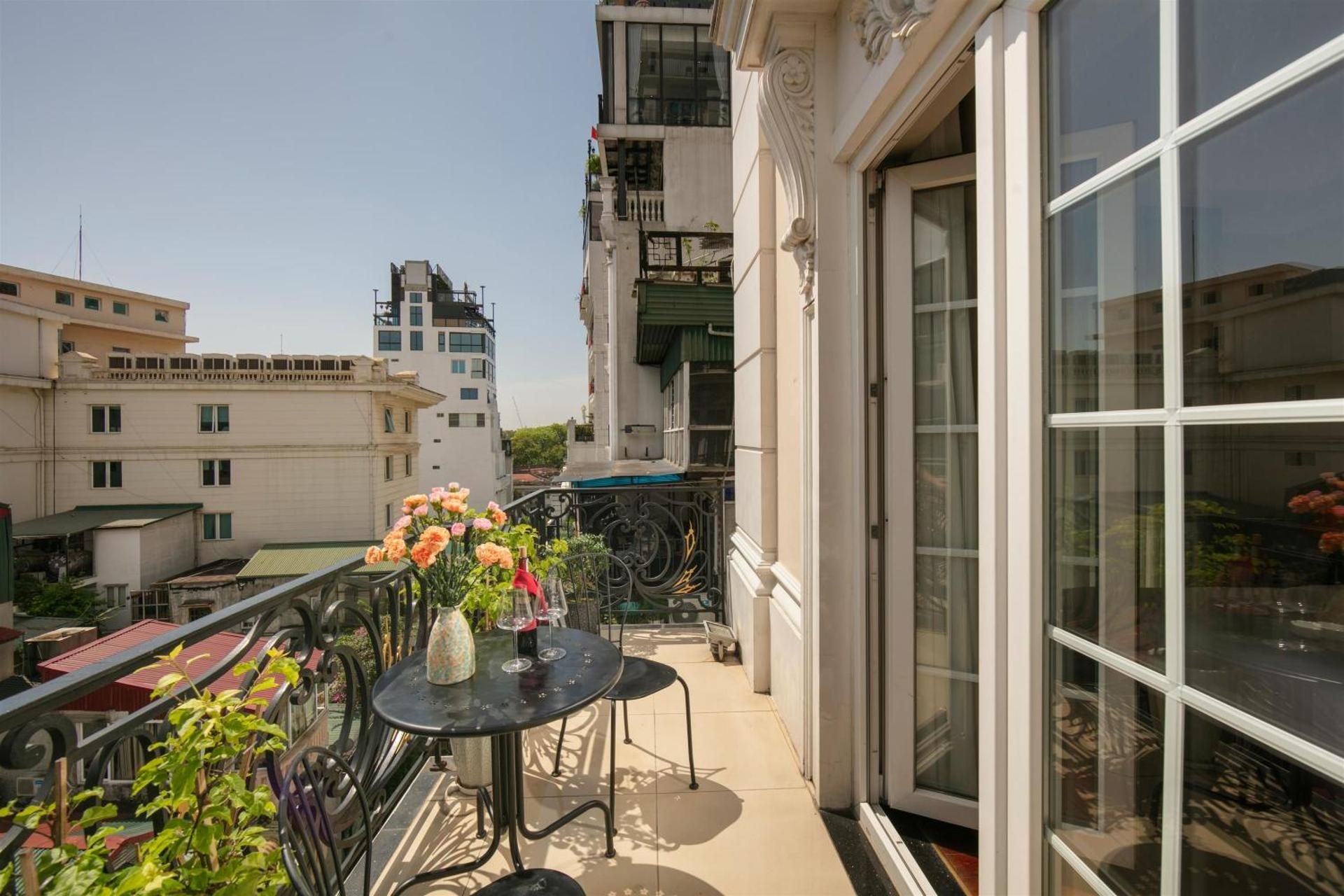 undefined Sunline Hotel 5