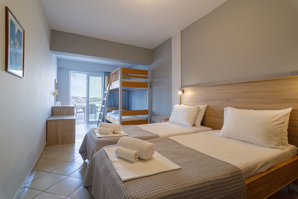 Family Room, Sea View