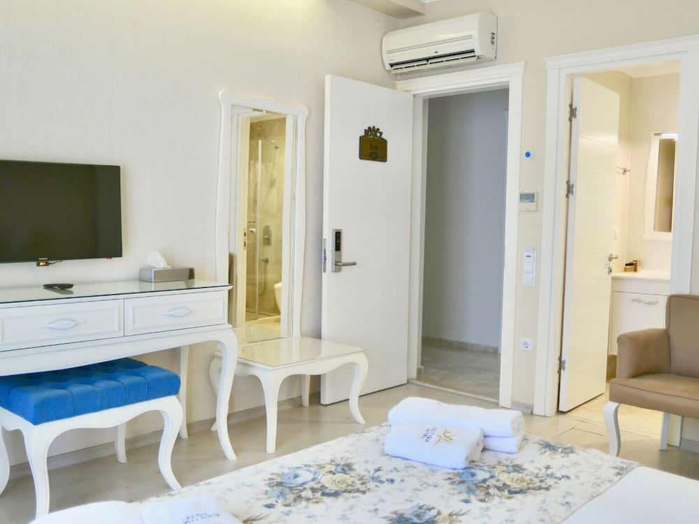 Göcek Naz Hotel Standard Room, 1 Queen Bed, Non Smoking, Balcony 13