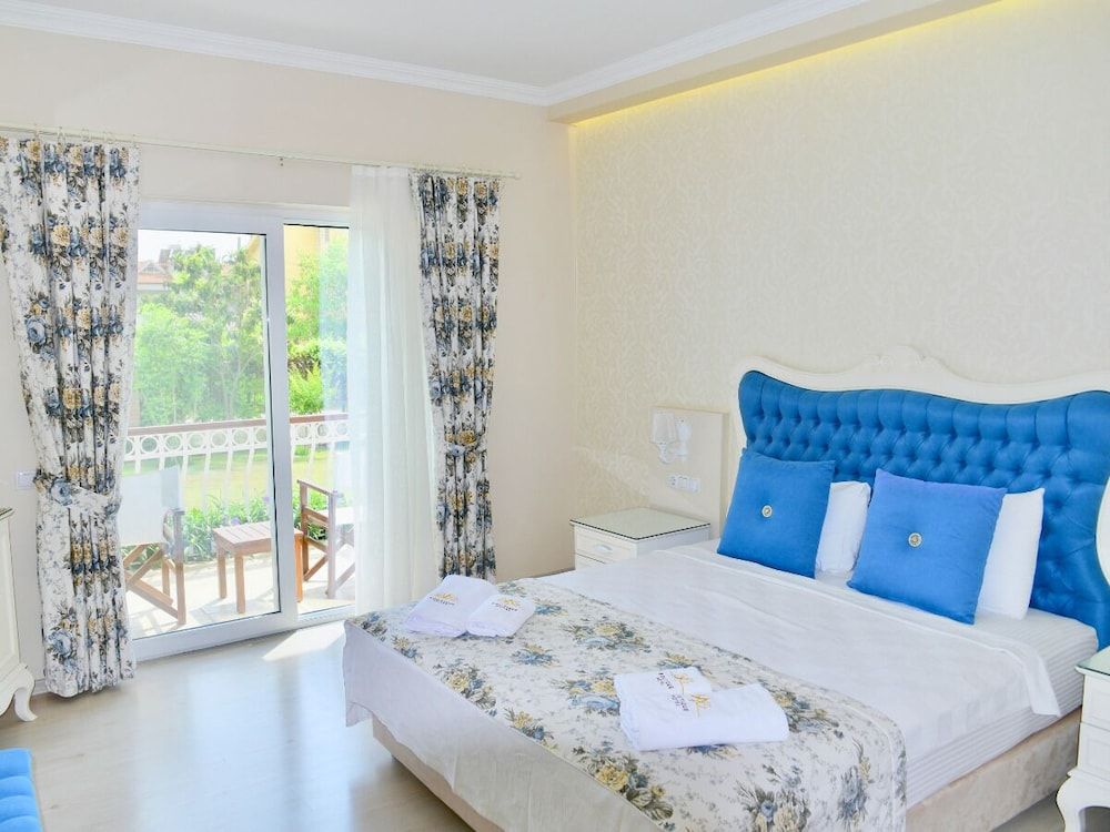 Göcek Naz Hotel Standard Room, 1 Queen Bed, Non Smoking, Balcony 5