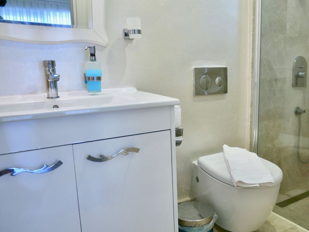 Göcek Naz Hotel Standard Room, 1 Queen Bed, Non Smoking, Balcony 9