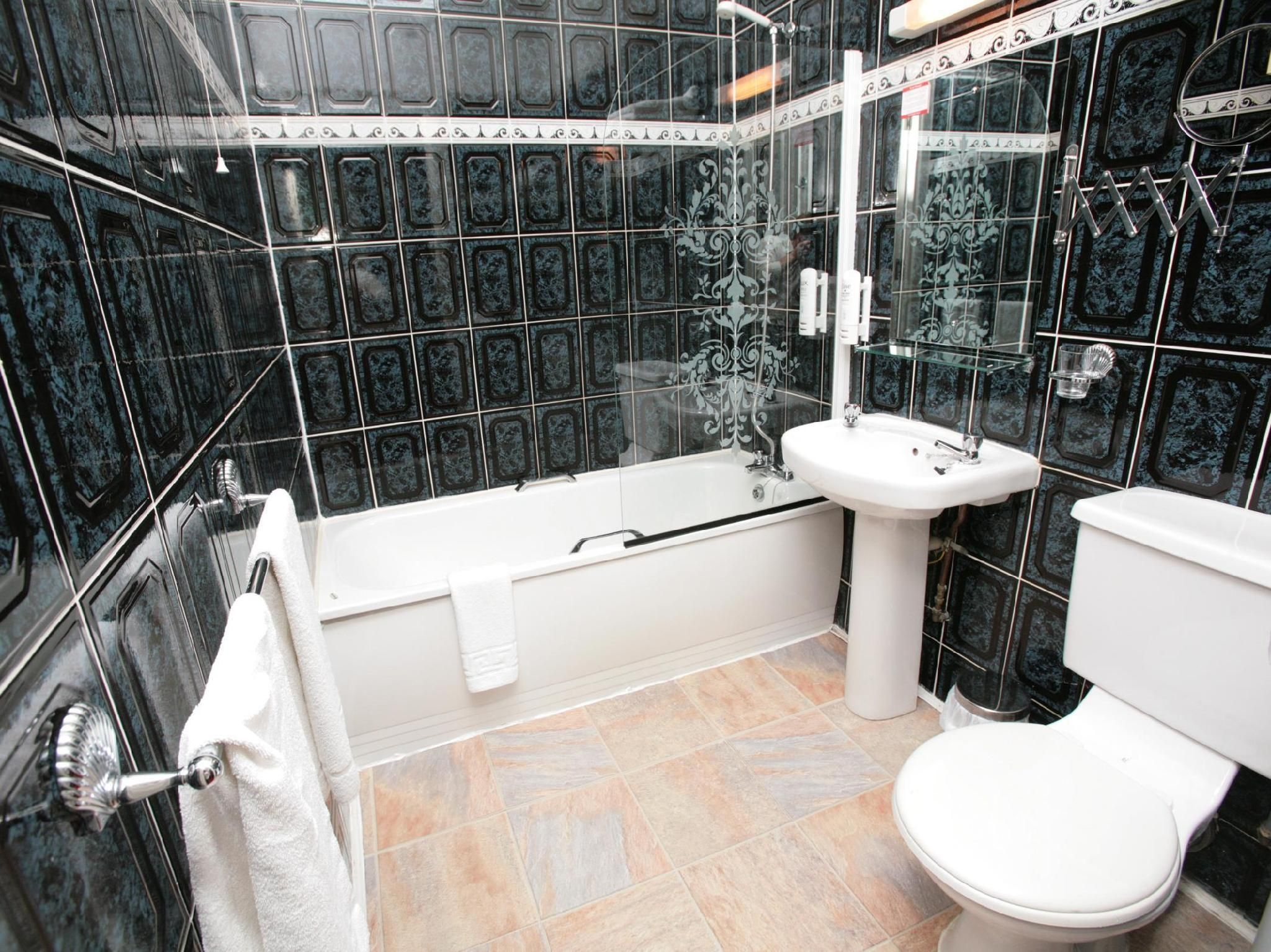 undefined City Apartments Glasgow 10