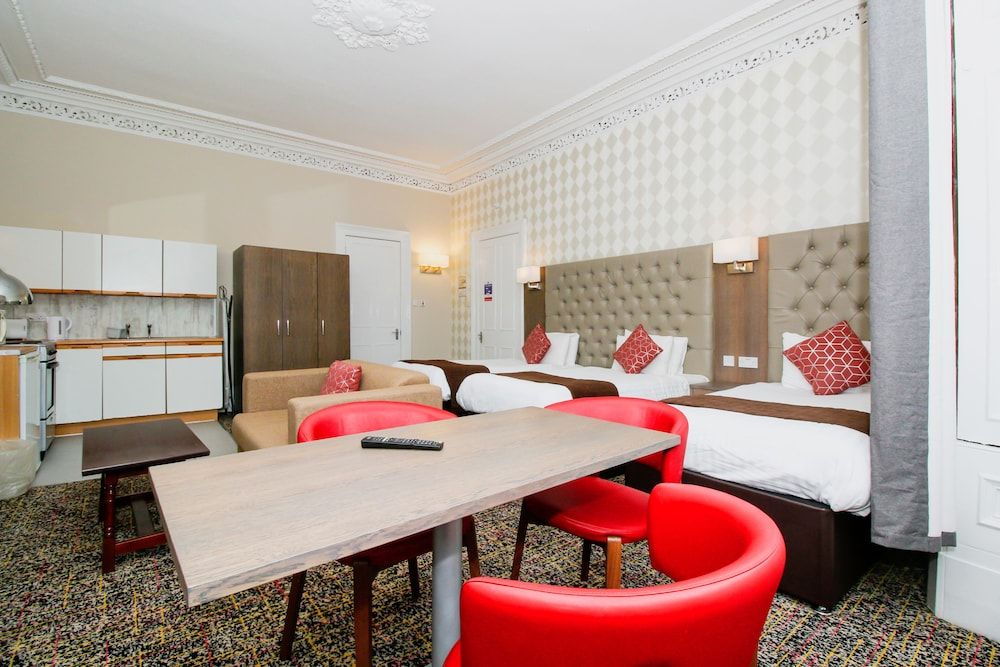 City Apartments Glasgow City Studio (Triple Occupancy) 4