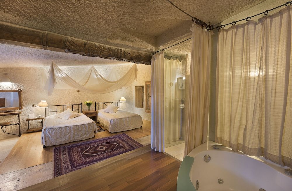 Anatolian Houses Cave Hotel & SPA Deluxe Cave Suite 5