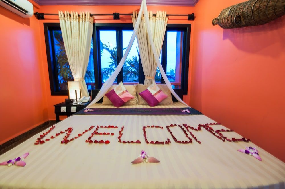 Golden Butterfly Villa Superior Double Room 6