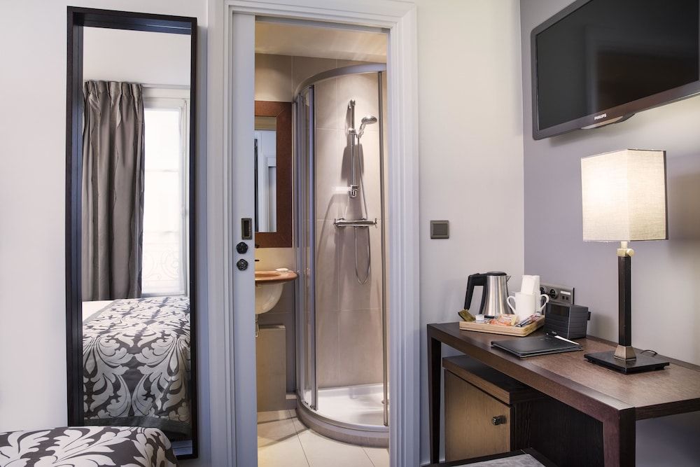 undefined Hôtel Paris Louvre Opéra 8