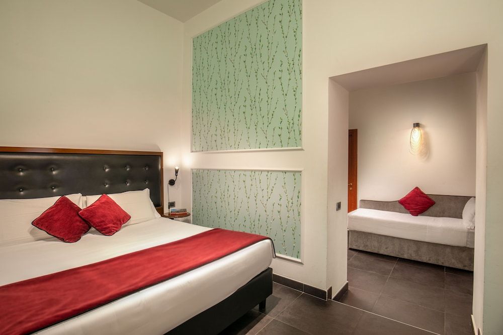 undefined Hotel Navona Colors 2